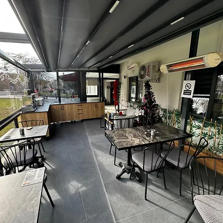 Bademi Hotel *