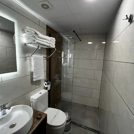Bademi Hotel *